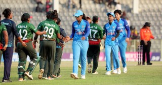 Mandhana, Shafali star against Bangladesh as India inch closer to semis