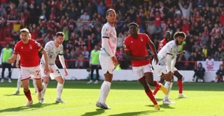 Liverpool lose at Forest