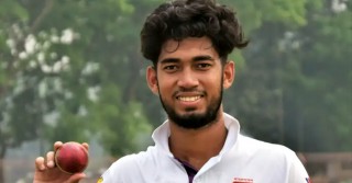 Mugdho stars to depose Chattogram in the opening day