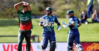 Bangladesh suffer defeat against Pakistan