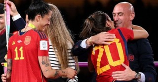 FIFA suspend Spanish football chief Rubiales after Hermoso kiss