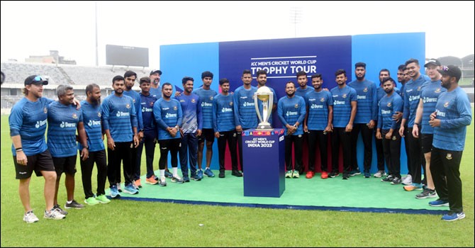 World Cup trophy displayed at Mirpur for cricketers