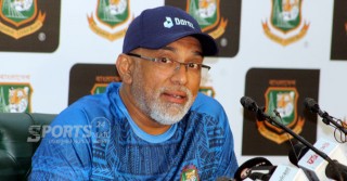 I'm much more experienced: Haturusingha