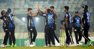 Rony, Naim power Rangpur to crush Sylhet
