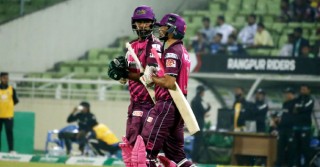 Comilla need 176 to make it four