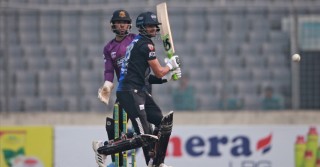 Shoaib Malik hit stormy fifty to clinch Rangpur's third victory