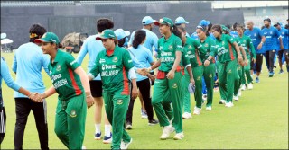 Bangladesh women's suffer series defeat against India