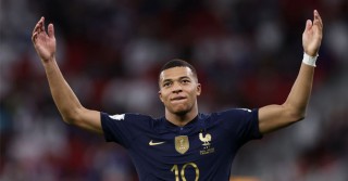 France begin new era with Mbappe as captain
