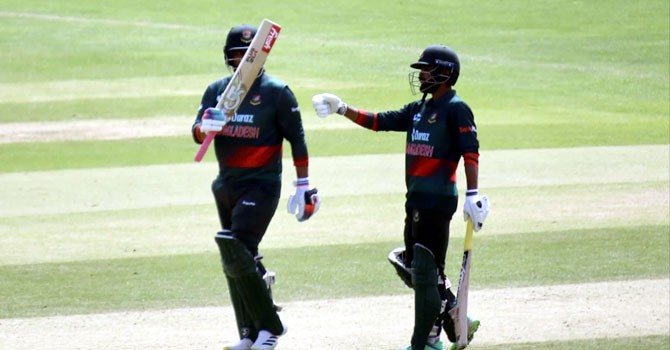 Ireland need 275 to level the series against Bangladesh