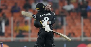 'Unbelievable' as Conway, Ravindra help New Zealand crush England