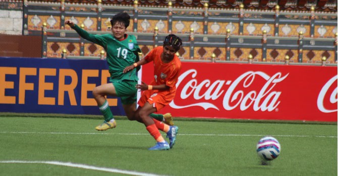 Bangladesh stun champions India