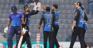 Fahim Ashraf five-for leads Rangpur to victory in BPL opener