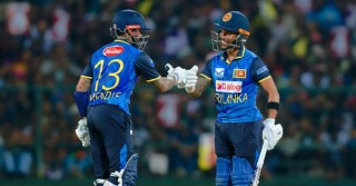 Bangladesh suffer a crushing 7-wicket defeat to Sri Lanka