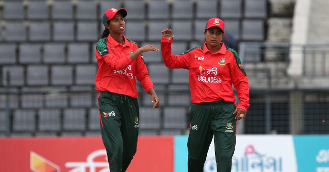 Bangladesh women begin T20I series with defeat against Sri Lanka