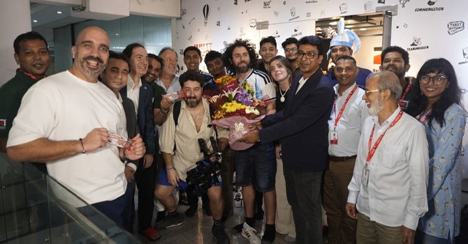 Argentina's cultural ambassador 'Rulo' in Dhaka to enjoy the World Cup madness