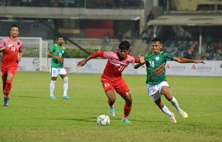 মুজিববর্ষ ফিফা আন্তর্জাতিক প্রীতি ম্যাচে শুক্রবার (১৩ নভেম্বর) নেপালের বিপক্ষে ২-০ গোলের জয় তুলে নিয়েছে বাংলাদেশ, ছবি : বাফুফে মুজিববর্ষ ফিফা আন্তর্জাতিক প্রীতি ম্যাচে শুক্রবার (১৩ নভেম্বর) নেপালের বিপক্ষে ২-০ গোলের জয় তুলে নিয়েছে বাংলাদেশ, ছবি : বাফুফে
